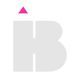 Graues „B“ mit einem kleinen pinken Dreieck darüber.