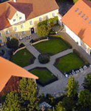 Zentrale und Outletcenter in Tettenweis