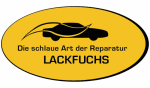 Gelbes Logo mit schwarzem Auto, Schriftzug "Die schlaue Art der Reparatur LACKFUCHS".