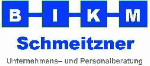 Logo von BIKM Schmeitzner, Unternehmens- und Personalberatung, in blauem Design.