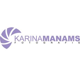 Logo mit Text "Karina Manams Fotografie" in lila und kamerablendenförmiges Symbol links.