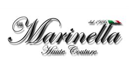 Testo calligrafico: "Marinella Haute Couture dal 1986", bandiera italiana in alto a destra.