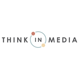 Texto "THINK IN MEDIA" con diseño de círculo y puntos coloridos.