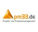 Logo von pm33.de mit orangefarbener Pyramide und Text "Projekt- und Prozessmanagement".