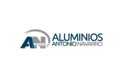 Logo de Aluminios Antonio Navarro con las iniciales AN en azul y gris.