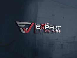 Logo moderne "Expert de Web" sur un mur de bureau en verre.