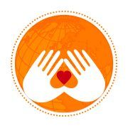 Twee handen met een rood hart en wereldbol op oranje achtergrond.