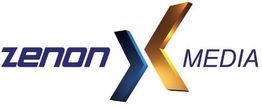 Logo von Zenon Media mit blau-gelbem, schräg verlaufendem Pfeilsymbol zwischen den Worten.