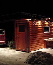Carport in der Nacht