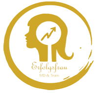 Goldenes Logo einer Frau mit Aufwärtspfeil im Kopf, Schriftzug „Erfolgsfrau MD & Team“.