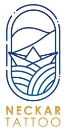 Logo mit stilisiertem Berg und Fluss, darunter der Schriftzug "Neckar Tattoo".