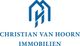 Logo: Stilisiertes "CVH"-Symbol, darunter der Text "CHRISTIAN VAN HOORN IMMOBILIEN" in Blau.