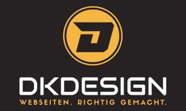 Logo von DKDesign mit Slogan: "Webseiten. Richtig gemacht." im gelben und weißen Text auf schwarz.