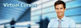 Homem sorridente com traje formal ao lado do texto "Virtual Cursos". Fundo profissional desfocado.