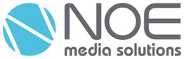 Logo mit blauem Kreis und Schriftzug "NOE media solutions" in Grau.