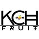 Logo de KCH Fruit Store con una fruta y una hormiga en el centro. Texto negro sobre fondo blanco.