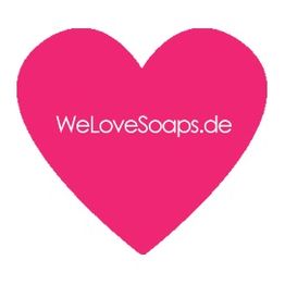 Pinkes Herz mit der Aufschrift "WeLoveSoaps.de".