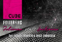 Texturierte Folierung mit Slogan „Folieren statt lackieren“. Kontakt: 03601-7990976.