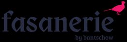Logo mit „fasanerie by bantschow“ und einem pinken Vogel, wahrscheinlich ein Fasan.