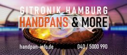 Gitronik Hamburg Werbung: "Handpans & More", Kontaktinfo und Website vor buntem Hintergrund.