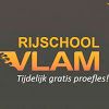 Rijschool Vlam-logo met de tekst "Tijdelijk gratis proefles!" op een grijze achtergrond.