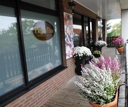 Ploy Thai Massage & Spa Logo