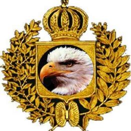 Brasão dourado com águia central e coroa no topo, rodeado por ramos de folhas.