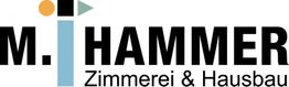 Logo von M. Hammer, Zimmerei & Hausbau mit stilisiertem Nagel und Holzstück in Orange und Grün.