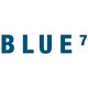 Textlogo "BLUE" mit hochgestellter Zahl "7" in blauer Schrift auf weißem Hintergrund.