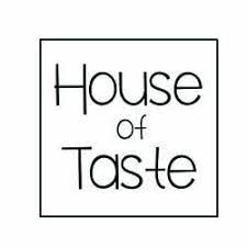 "Tekst met de woorden 'House of Taste' in een vierkant kader."
