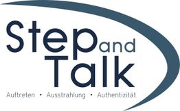 “Logo: Step and Talk, mit den Worten Auftreten, Ausstrahlung, Authentizität darunter.”