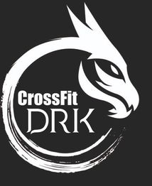 Logotipo de CrossFit DRK con diseño de dragón estilizado en blanco y negro.