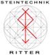 Logo mit geometrischem Muster in Schwarz und Rot, Text "Steintechnik Ritter".