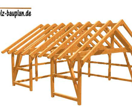 Holzrahmen eines Satteldachs mit sichtbaren Sparren und Streben, Logo „holz-bauplan.de“ oben links.