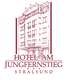 Logo des Hotel am Jungfernstieg Stralsund, mit gezeichneter Fassade eines Gebäudes.