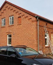 ... Giebel fertig, jetzt noch die Traufseite ...