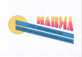 Logo der Firma HARMA mit gelber Sonne, blauem Balken und rotem Farbverlauf im Namen.