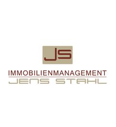 Logo von Immobilienmanagement Jens Stahl mit Initialen "JS" in Rot auf beigem Hintergrund.