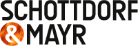 Logo von Schottdorf & Mayr mit orangefarbenem &-Symbol, schwarzer Text auf hellem Hintergrund.