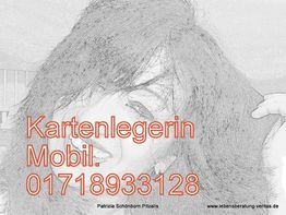 Frau mit Text "Kartenlegerin Mobil. 01718933128".