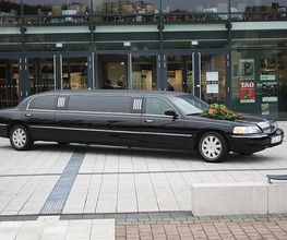 Schwarze Limousine 02