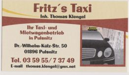 Visitenkarte von "Fritz's Taxi" in Pulsnitz mit Kontaktdaten und schwarz-gelbem Taxi-Bild.