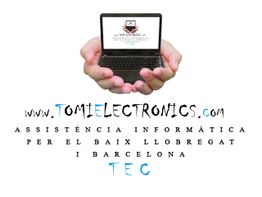 Manos sostienen una laptop con el texto "ASISTÈNCIA INFORMÀTICA" para Barcelona y Baix Llobregat.