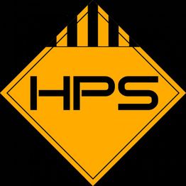 Gelbes Schild mit der schwarzen Aufschrift "HPS" und stilisierten Streifen oben.