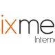 Logo von Six Media Internetagentur, mit einem orangefarbenen Halbkreis und schwarzem Text.