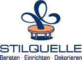 Logo mit Tisch und Schriftzug "Stilquelle: Beraten, Einrichten, Dekorieren".