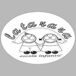 Logo de "Escola Infantil Lata Nana" con dibujos de dos niños de la mano sonriendo.