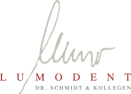 Logo der Zahnarztpraxis LUMODENT Dr. Schmidt & Kollegen mit stilisiertem Schriftzug.