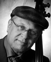 Norbert Hotz, Bassist Foto: Jürgen Bindrim, Overath