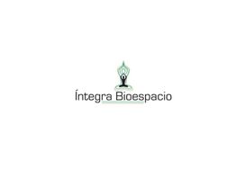 Logo de "Íntegra Bioespacio" con figura central abstracta en forma de persona meditando.